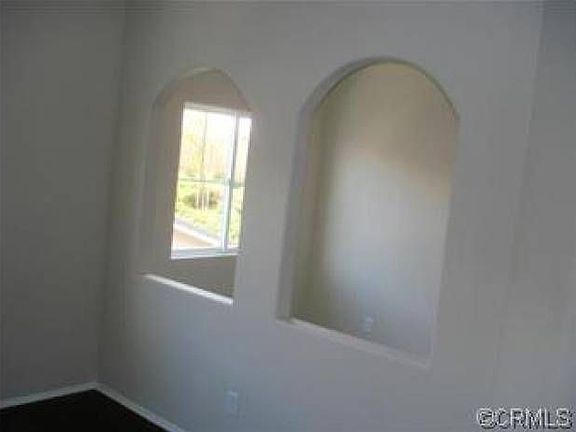5th image of 26490 Arboretum Way