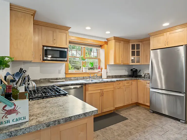 13 Black Boar Dr #3B — Photo 8