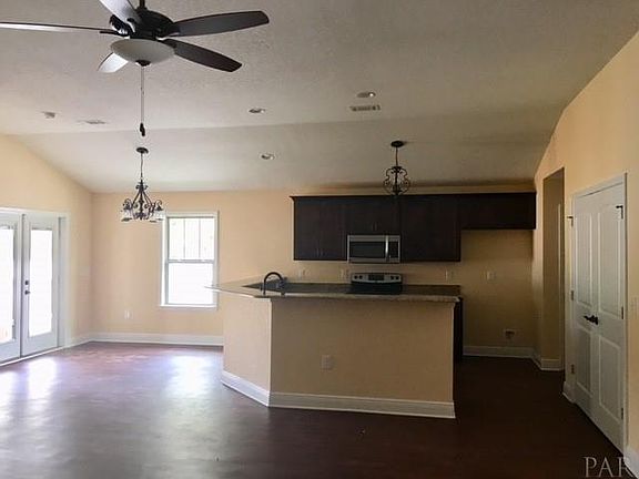 3rd image of 701 Upper Heron Way