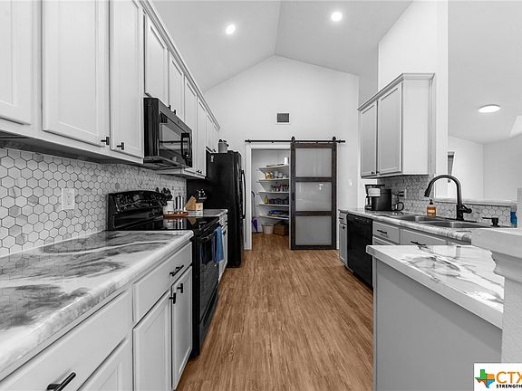 2nd image of 6110 Melanie Dr