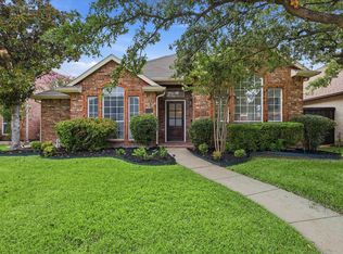 1760 Blackstone Dr, Carrollton, TX 75007