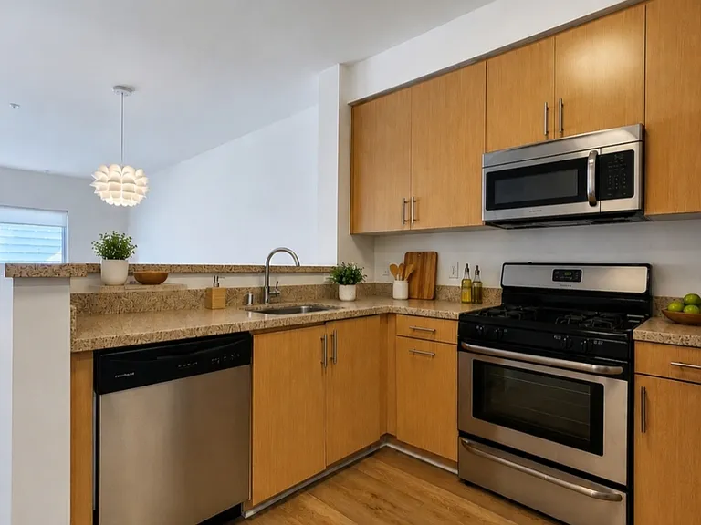 2900 S. Sepulveda Blvd — Photo 19