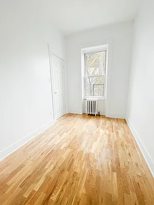 Rented by Compass | media 83