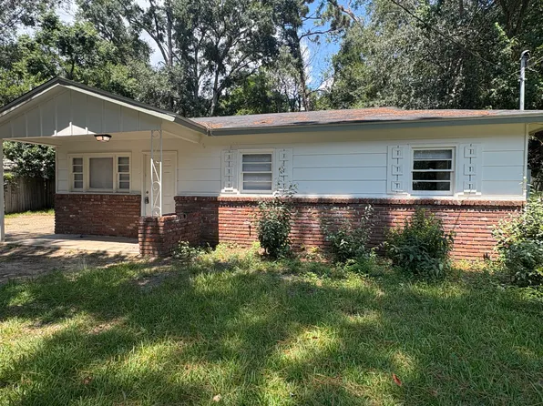6804 Stinson Ct, Mobile, AL 36608
