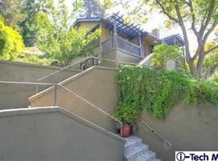 1469 Cheviotdale Dr, Pasadena, CA 91105