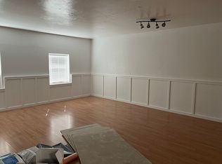 509 S Bouziden Dr, Moore, OK 73160