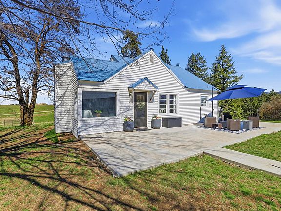 3rd image of 24416 N Orchard Bluff Rd