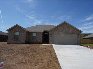 1206 Silver Oak St, Elkins, AR 72767