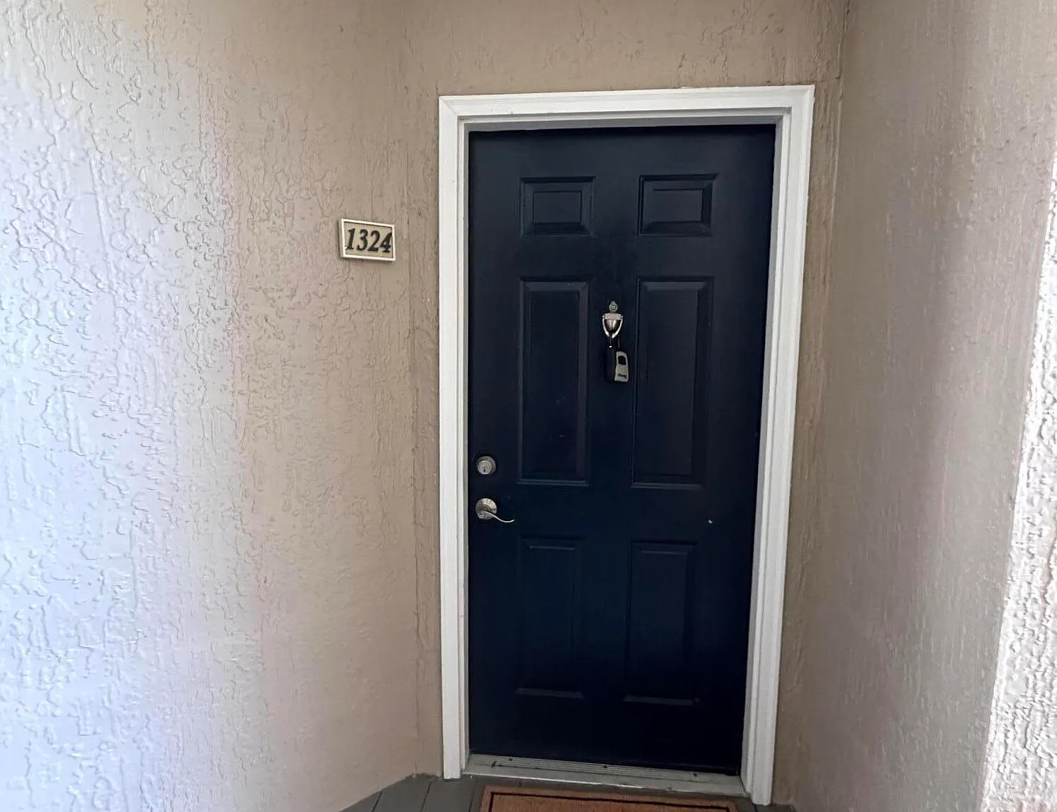 2 bed, 2.0 bath, 1021 sqft, $2,100 — Photo 2