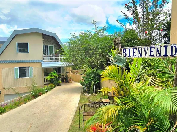 773 st. BARRANCAS, BARRANQUITAS, PR 00794