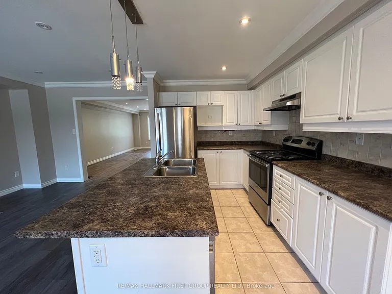 2424 Tillings Rd — Photo 10
