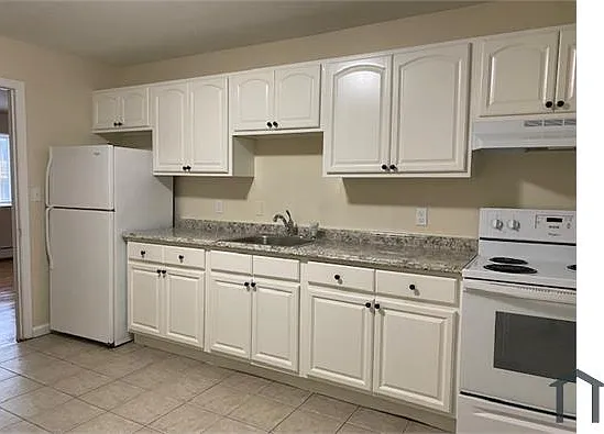 1545 Boston Ave — Photo 9