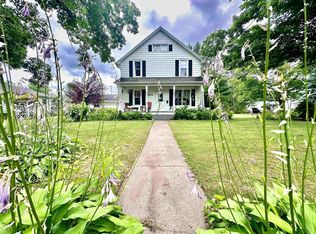 404 BRUCE STREET, New London, WI 54961