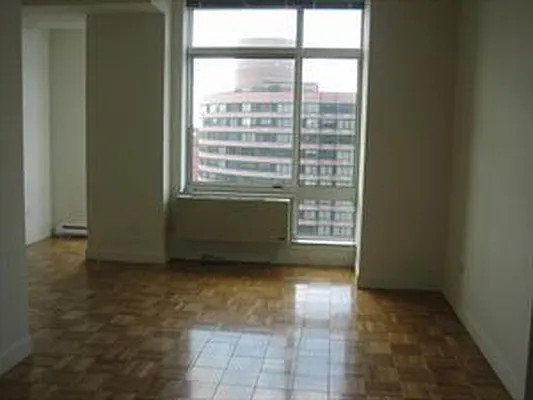 Rented by Douglas Elliman | media 14