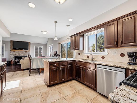 5th image of 21854 W Kentwood Dr