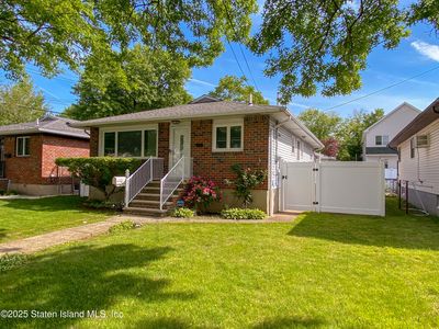 395 Atlantic Ave, Staten Island, NY, 10305