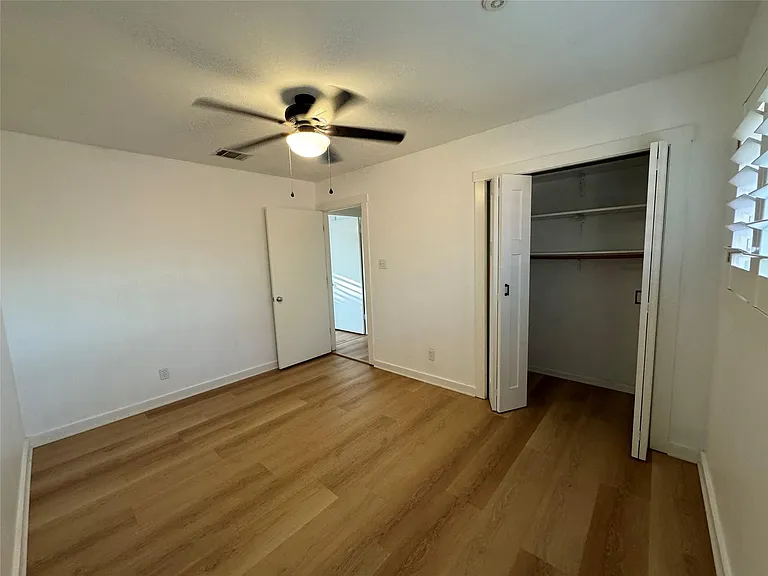6601 Columbia Dr — Photo 16