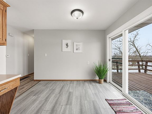 5th image of 1100 18th St NW