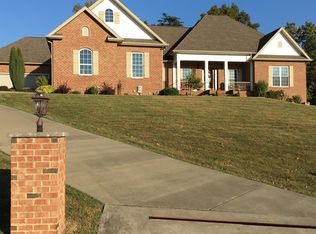 546 Savannah Oaks Dr, Ripley, WV 25271