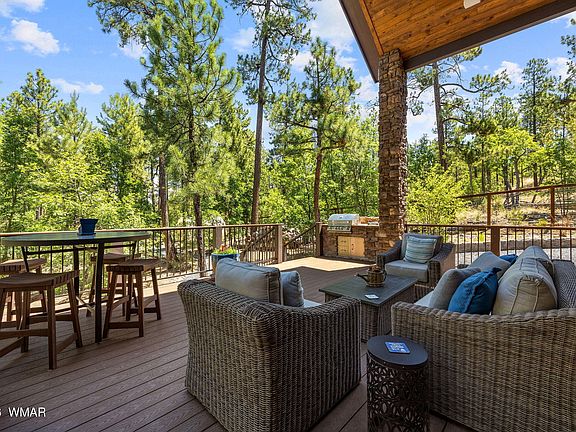 4th image of 2742 Pine Wood Ln
