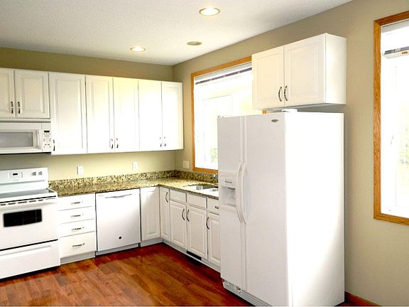 2nd image of 8418 Savanna Oaks Ln