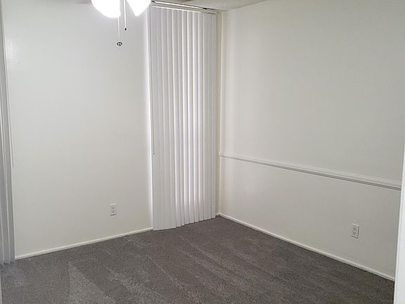 5th image of 1293 N Garfield Ave #20