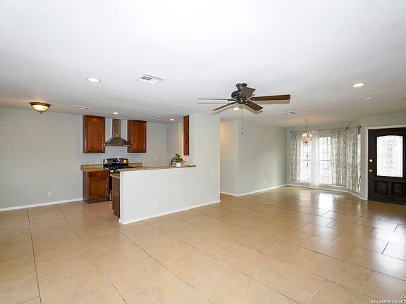 4th image of 7523 LAGO FRIO