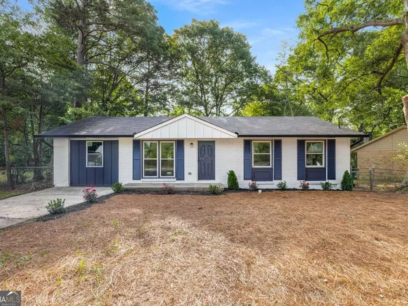 6932 Eunice Dr, Riverdale, GA 30274