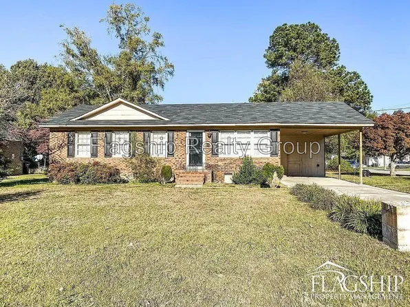 4448 W Moore St, Farmville, NC 27828