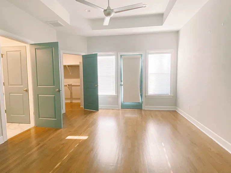 1436 N Adams St — Photo 3