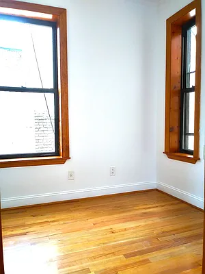 Rented by Warren T Real Estate Corp. | media 24