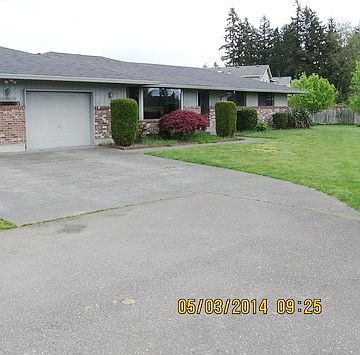 1st image of 17415 27th Ave E