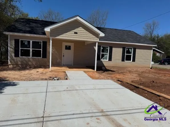 231 Hampton St, Fort Valley, GA 31030