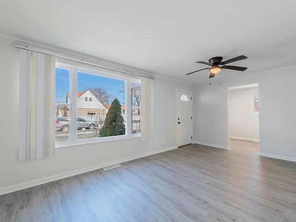 2nd image of 3137 176th St