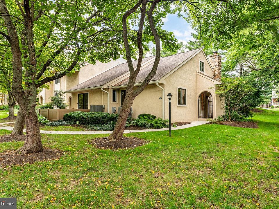 731 Wynnewood Rd APT 18, Ardmore, PA 19003
