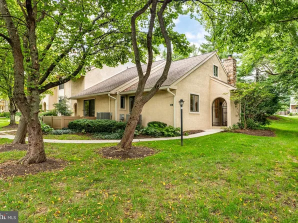 731 Wynnewood Rd APT 18, Ardmore, PA 19003