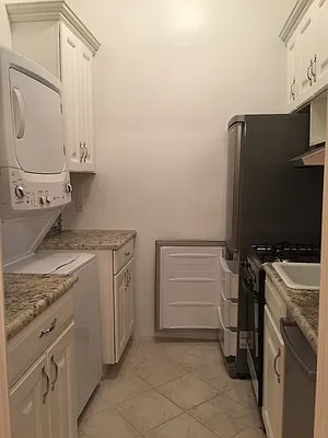 Rented by Michael Minick LLC | media 24