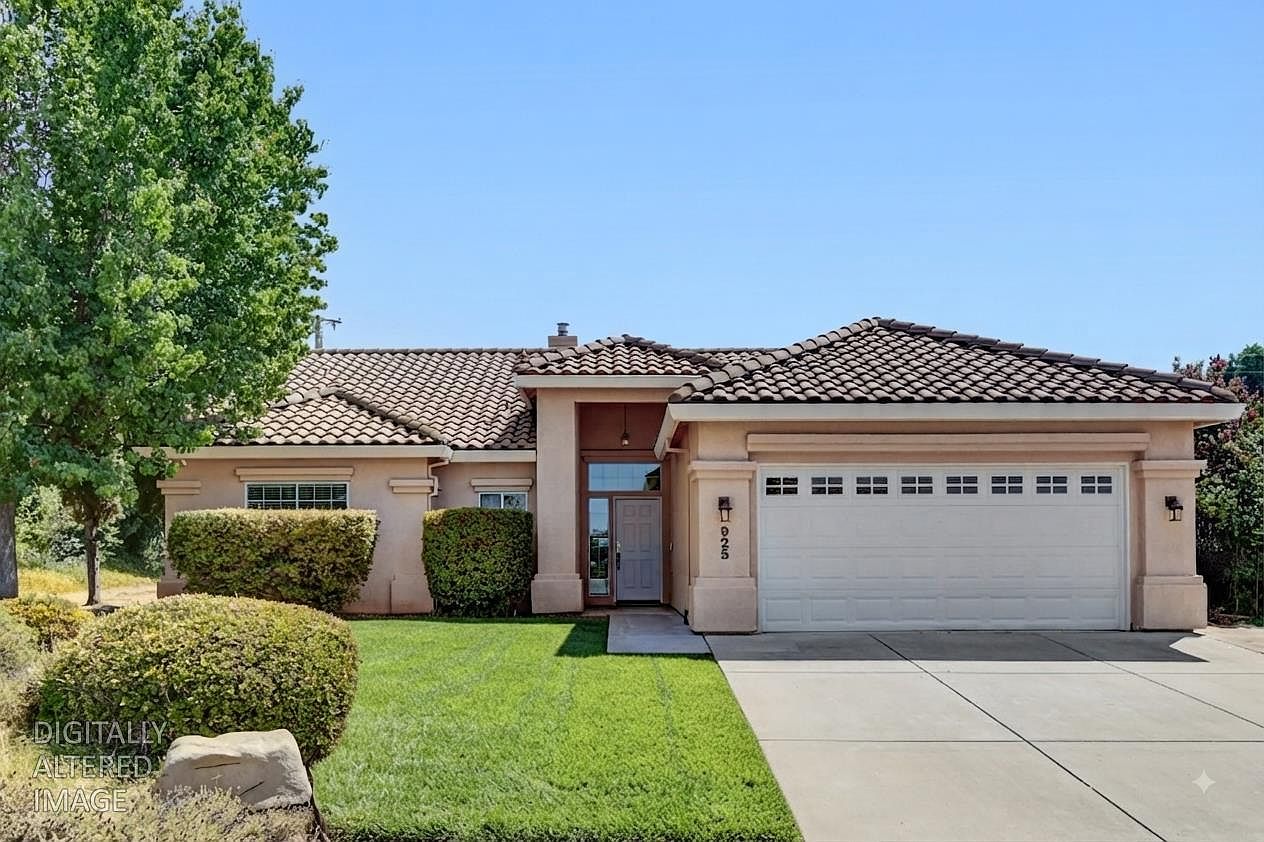 925 Vista Ln — Castle Oaks Golf Club