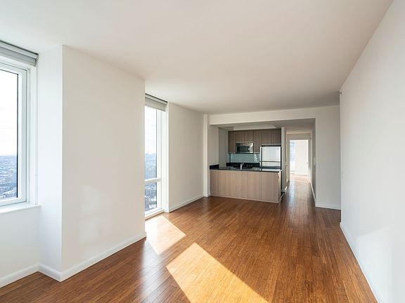 3rd image of 66 Rockwell Pl APT 32E