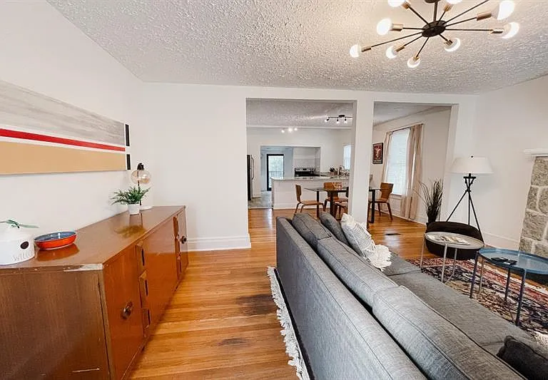 1408 Memorial Dr SE #UPSTAI — Photo 5