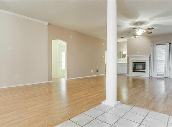 2nd image of 1021 Darren Dr