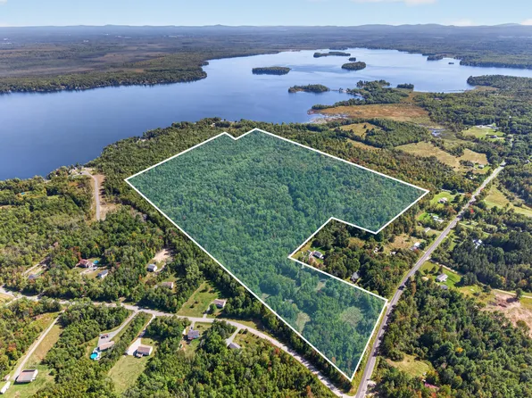 14 Skidgel Road, Glenburn, ME 04401