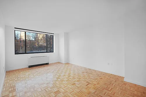 360 W 43rd St Photo 1 360 W 43rd St Photo 1