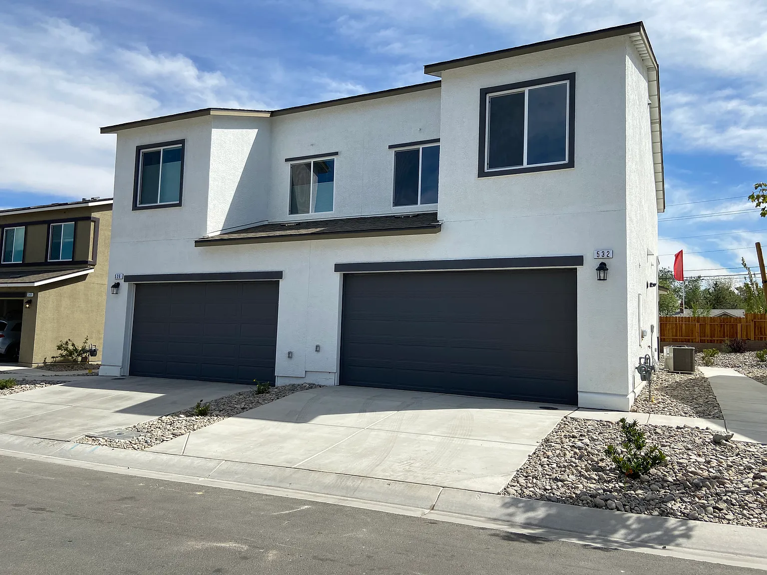 3 bed, 2.5 bath, 1409 sqft, $2,750 — Photo 3