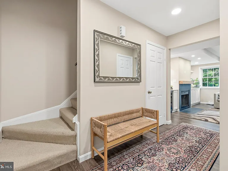 4880 Chevy Chase Dr #133 — Photo 12
