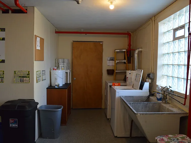 1600 Park Ave — Photo 12