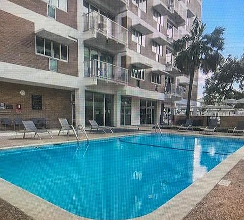 2nd image of 3600 Montrose Blvd Unit 106