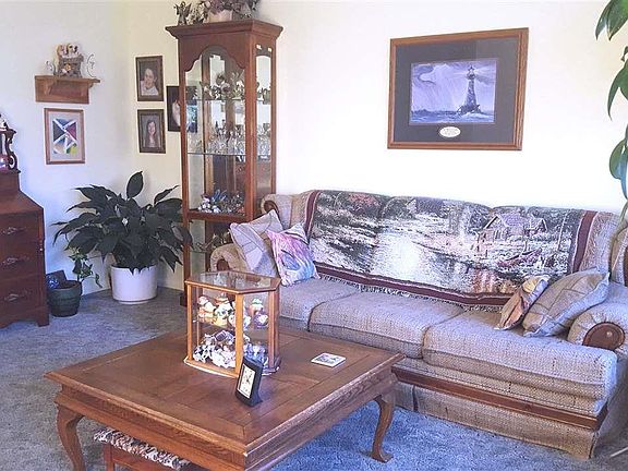 5th image of 1701 Kingston Dr