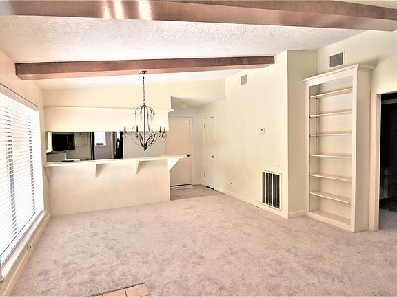 5th image of 11903 Cranberry Ln