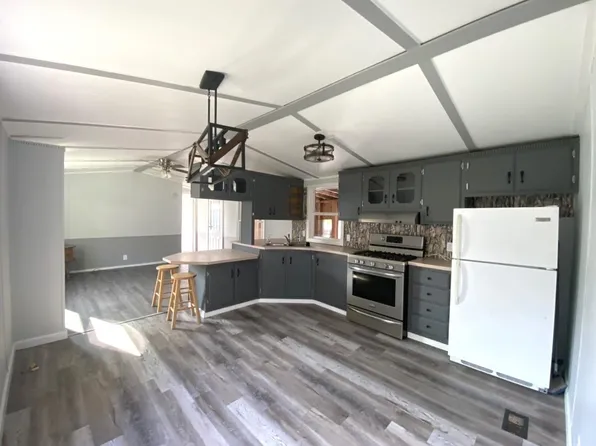 596 South Barre Road #20, Barre Town, VT 05641